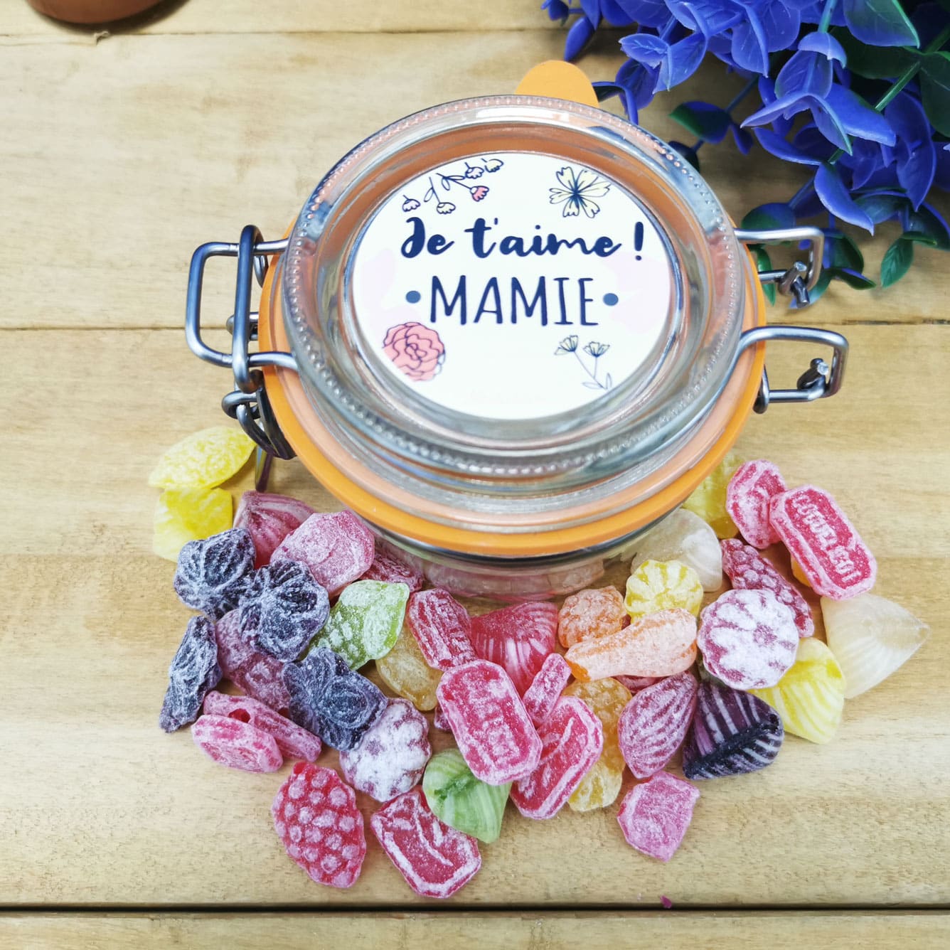 Bocal LE PARFAIT - "Je t'aime mamie" et ses bonbons rétro "Made in France" - 100g
