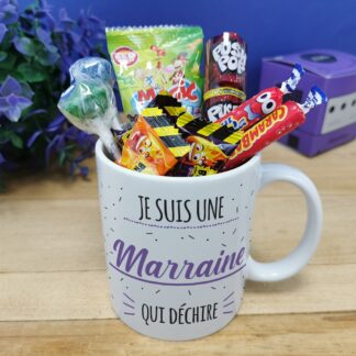 MUG "Je suis une marraine qui déchire" bonbons rétro 80 - Cadeau Marraine