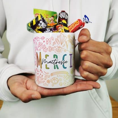 Mug "Merci maîtresse" bonbons rétro 90 - Collection arc-en-ciel