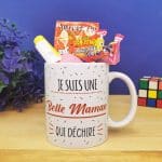 Mug bonbon années 80 "Je suis une belle maman qui déchire"