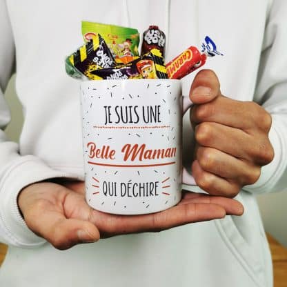 Mug bonbon années 90 "Je suis une belle maman qui déchire"