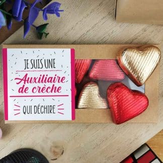 Cœurs au chocolat au lait et chocolat noir praliné x8 "Je suis une auxiliaire de crèche qui déchire"