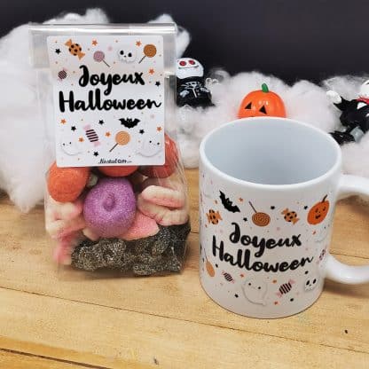 Mug et bonbons Halloween acidulés - Tarentules noires, dentiers et guimauves citrouille et tête de mort