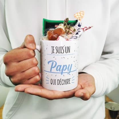 Mug bonbon années 60 "Je suis un papy qui déchire"