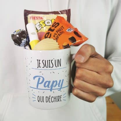 Mug bonbon années 70 "Je suis un papy qui déchire"