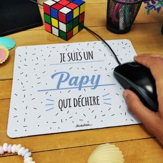 Tapis de souris "Je suis un papy qui déchire"