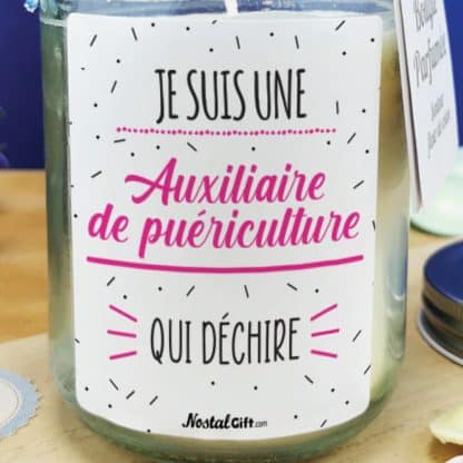 Bougie Jar  "je suis une auxiliaire de puériculture qui déchire" - cadeau crèche