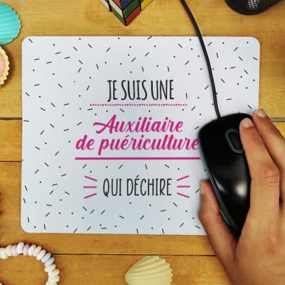 Tapis de souris "Je suis une auxiliaire de puériculture qui déchire"