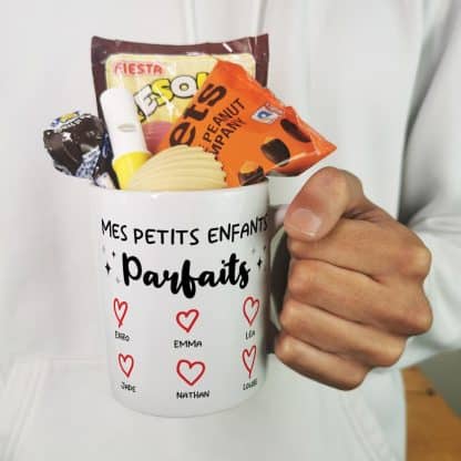 Mug bonbon années 70 "Mes petits enfants parfaits" cadeau mamie et  papy personnalisé