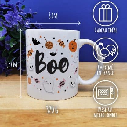 Mug Halloween Boo et ses bonbons Tarentules noires, dentiers et guimauves citrouille et tête de mort