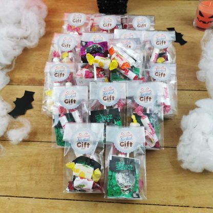 20 mini sachets bonbons halloween à distribuer aux enfants