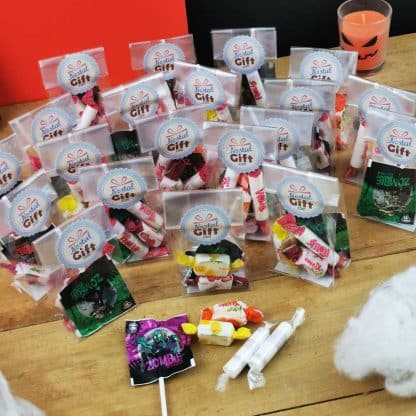 20 mini sachets bonbons halloween à distribuer aux enfants