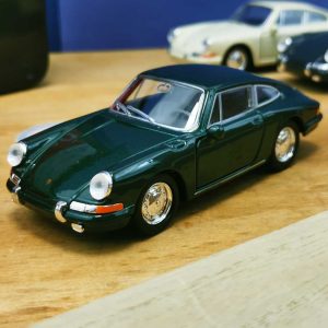 Voiture Miniature en métal - Porsche 911 (1964) - Beige