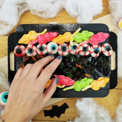 Plateau de bonbons Halloween (Souris, araignées, yeux) - 370g – Image 2
