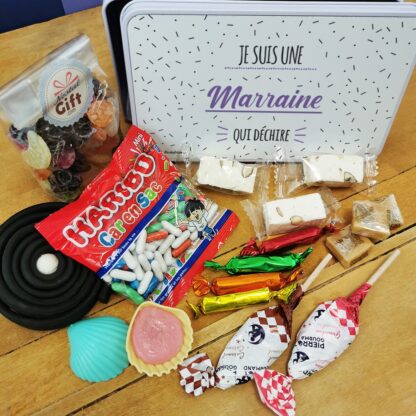 Coffret bonbons des années 60 "Marraine qui déchire"  (Boîte en métal)