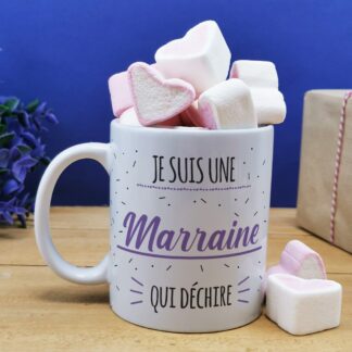 Mug "Marraine qui déchire" et ses guimauves coeurs x10