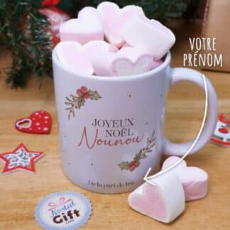 Mug "Joyeux Noël Nounou" personnalisé et ses guimauves coeurs x10 - Cadeau Noël