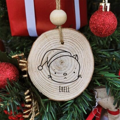 Boule de noël en bois - Personnalisé avec le prénom - Chat de Noël – Image 2
