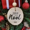 Boule de noël en bois - Personnalisé avec Prénom - Joyeux Noël – Image 2