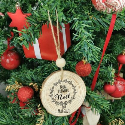 Boule de noël en bois - Personnalisé avec le prénom - Flocon de Noël