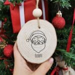 Boule de noël en bois - Personnalisé avec le prénom - Flocon de Noël