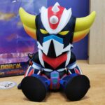 Figurine Tirelire Chibi Grendizer assis 15 cm - Goldorak