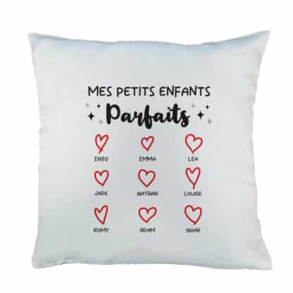 Coussin “Mes petits enfants parfaits” – De 2 à 12 prénoms - Cadeau mamie, papy personnalisé