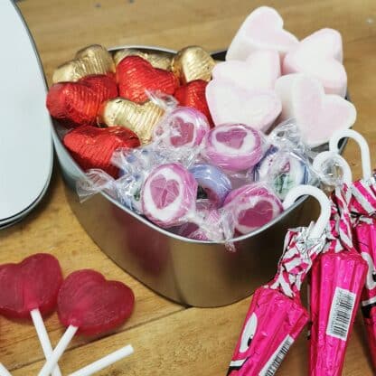 Coffret Bonbon St Valentin personnalisé "Pixel coeur" (Boîte en métal)