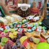 Lot de 2 boîtes "La boîte à sucre de ma mamie" remplie de confiseries d'antan – Image 6