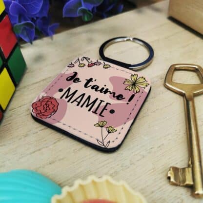 Porte clé "Je t'aime mamie" - Cadeau Mamie