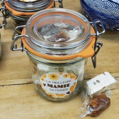 Bocal LE PARFAIT - "Meilleure mamie du Monde" caramel et nougat - 150g (5 nougats - 10 caramels) – Image 3