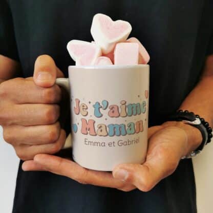 Mug "Je t'aime maman" et ses guimauves coeurs x10  - cadeau personnalisable