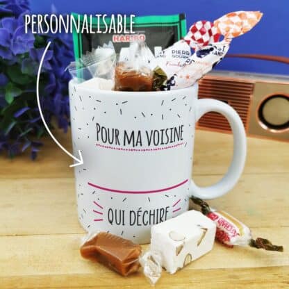 Mug bonbons des années 60 "Je suis une voisine qui déchire"- cadeau personnalisable