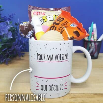 Mug bonbons des années 70 "Je suis une voisine qui déchire"- cadeau personnalisé